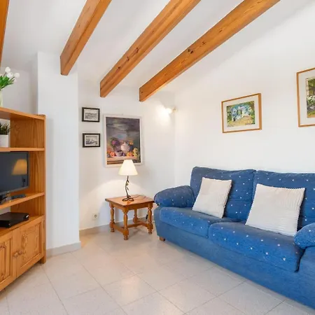 Tina Apartament Port d'Addaia