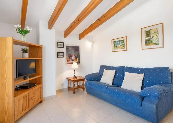 Tina Appartement Port d'Addaia