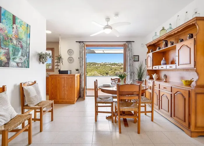 Tina * Port d'Addaia